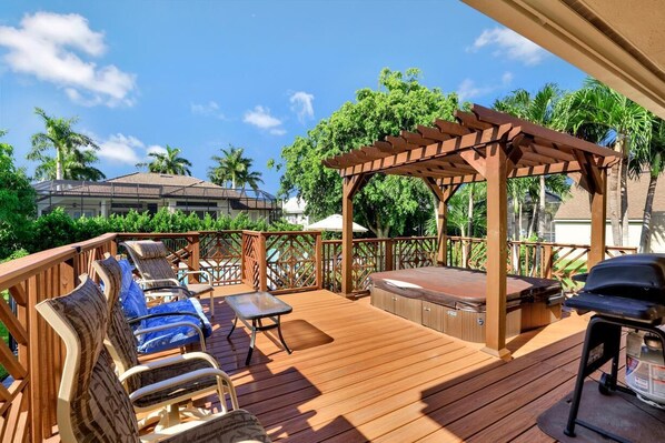 House, Multiple Beds (601 Lewis Court) | Balcony