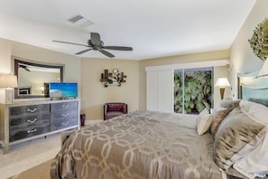House, Multiple Beds (601 Lewis Court) - 601 Lewis Court (Marco Island)