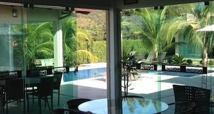 Pousada Kanto da Ilha Suítes & SPA