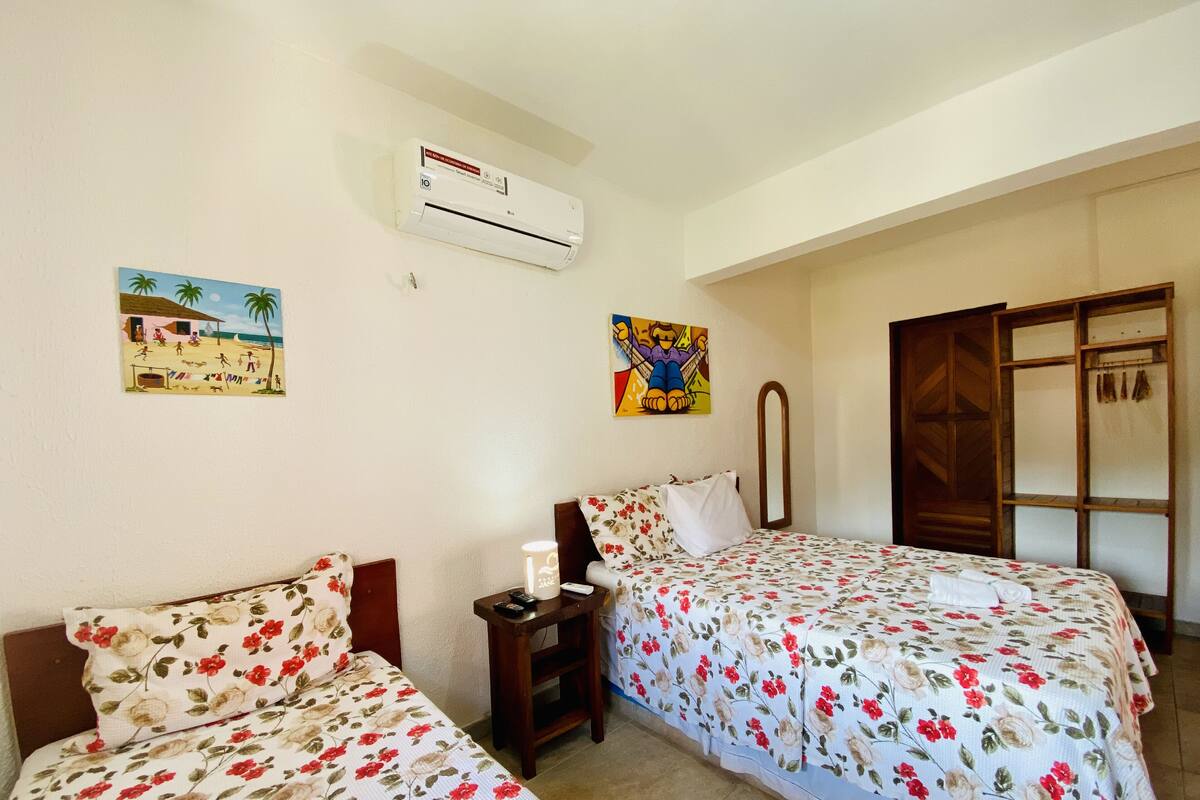 Free WiFi, bed sheets