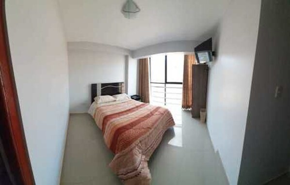 2 chambres, coffre-fort, système d’insonorisation