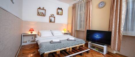 Desk, iron/ironing board, free cots/infant beds, free WiFi