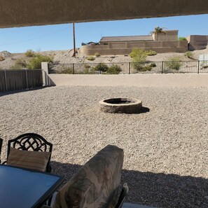 Property grounds - 3 BEDROOM LAKE HAVASU CITY HOME (Lake Havasu City)