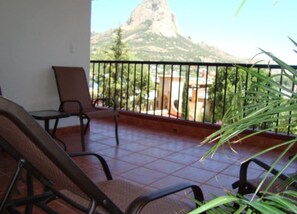 Terrace/patio - Hotel Quinta Arantxa (Ezequiel Montes)