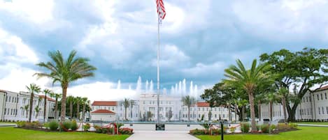 Bagian depan properti