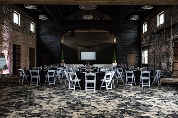 Indoor wedding at Centennial Plaza Resort Gulfport