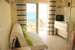 Appartement, 1 chambre | Bureau, fer et planche à repasser, Wi-Fi gratuit, draps fournis