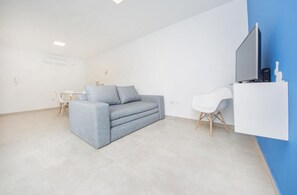 Apartment | 1 bedroom, individually furnished, free WiFi, bed sheets - H48 Venezuela Apartment (Córdoba)