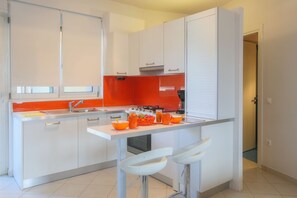 Cafetera/tetera, tetera/pava eléctrica