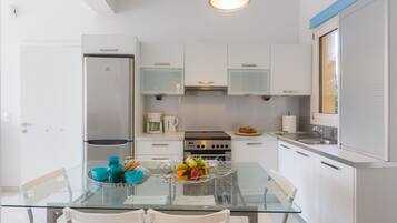City Apartment, 1 Bedroom, Ground Floor | Private kitchen