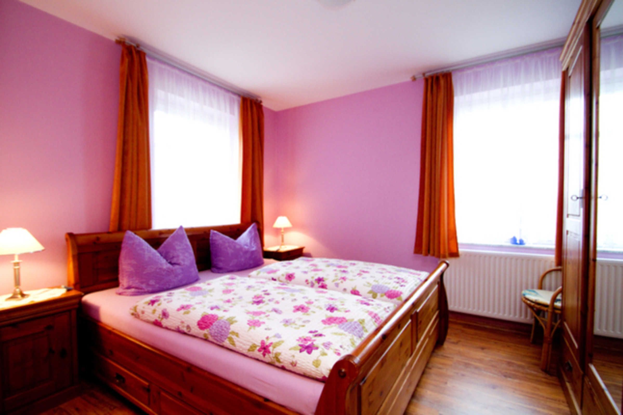 2 makuuhuonetta, Wi-Fi, vuodevaatteet