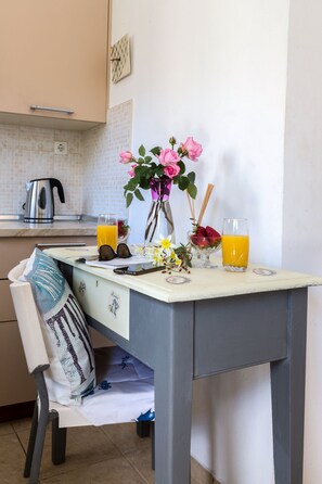 Apartment, 1 Bedroom | In-room dining - Foxy Studio 2 (Corfu)