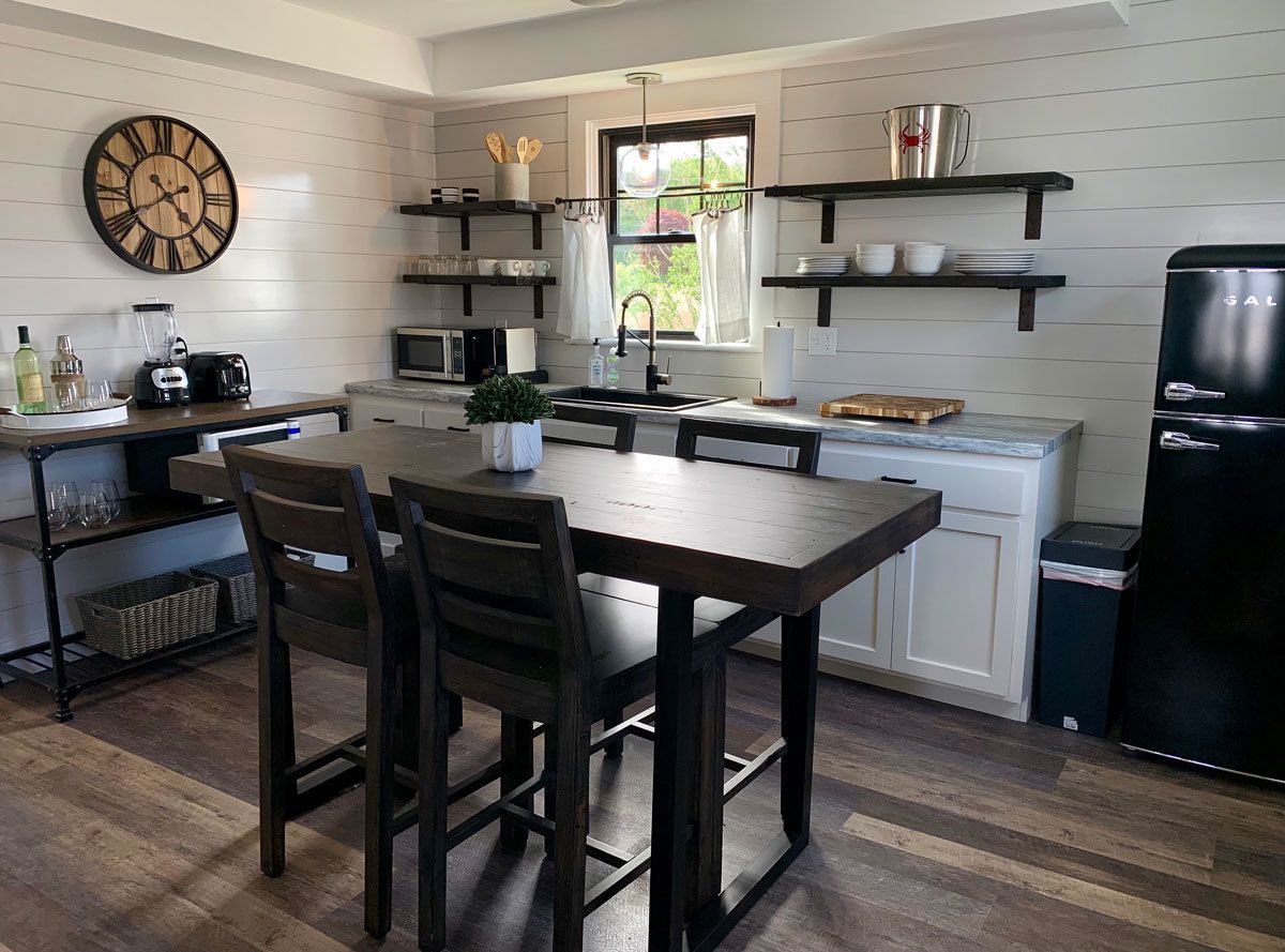 슈피리어 하우스, 침대(여러 개), 금연 (The Bluffs, First Floor) | 전용 간이 주방 | 전자레인지, 에스프레소 메이커, 커피/티 메이커