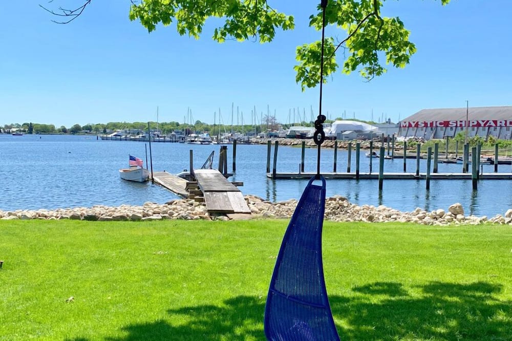 Harbor View Landing