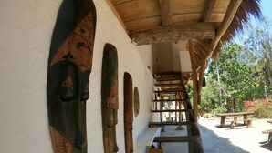 Habitación doble estándar, 1 cama matrimonial, vista a la montaña | Sábanas de algodón egipcio y ropa de cama de alta calidad