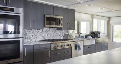 Runsas Lakehouse | Vaiheet veteen | Kajakit, telakka- ja veneenostimet, BBQ | Veneilijöiden tervetuloa