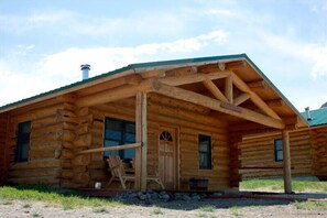 Exterior detail - Rand Creek Ranch (Cody)