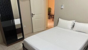 Ảnh chưa phân loại, 4 trong số 92 ảnh, nút
