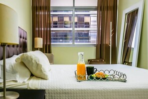 1 bedroom, WiFi, bed sheets