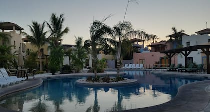Casa del Gallo- Casa de 2 dormitorios y 2 baños en la bahía de Loreto- Baja reinventado! pasos de la piscina comunitaria