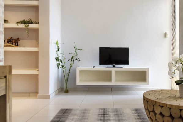 Interior - Wild Olive Apartments (Windhoek)