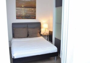 2 bedrooms, iron/ironing board, WiFi, bed sheets - Quiet 2 bedrooms apartment (Biarritz)