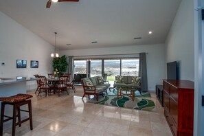 Smart TV, stereo - Family Friendly Home with Mountain Views, Private Lanai, and Beach Accessories (Waikoloa Village)