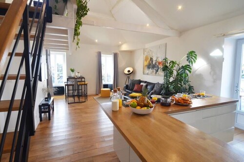 Duplex Elegant avec rooftop et jacuzzi privé