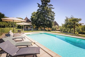 Piscine extérieure, piscine chauffée