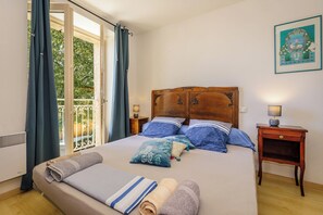 3 chambres, fer et planche à repasser, Wi-Fi