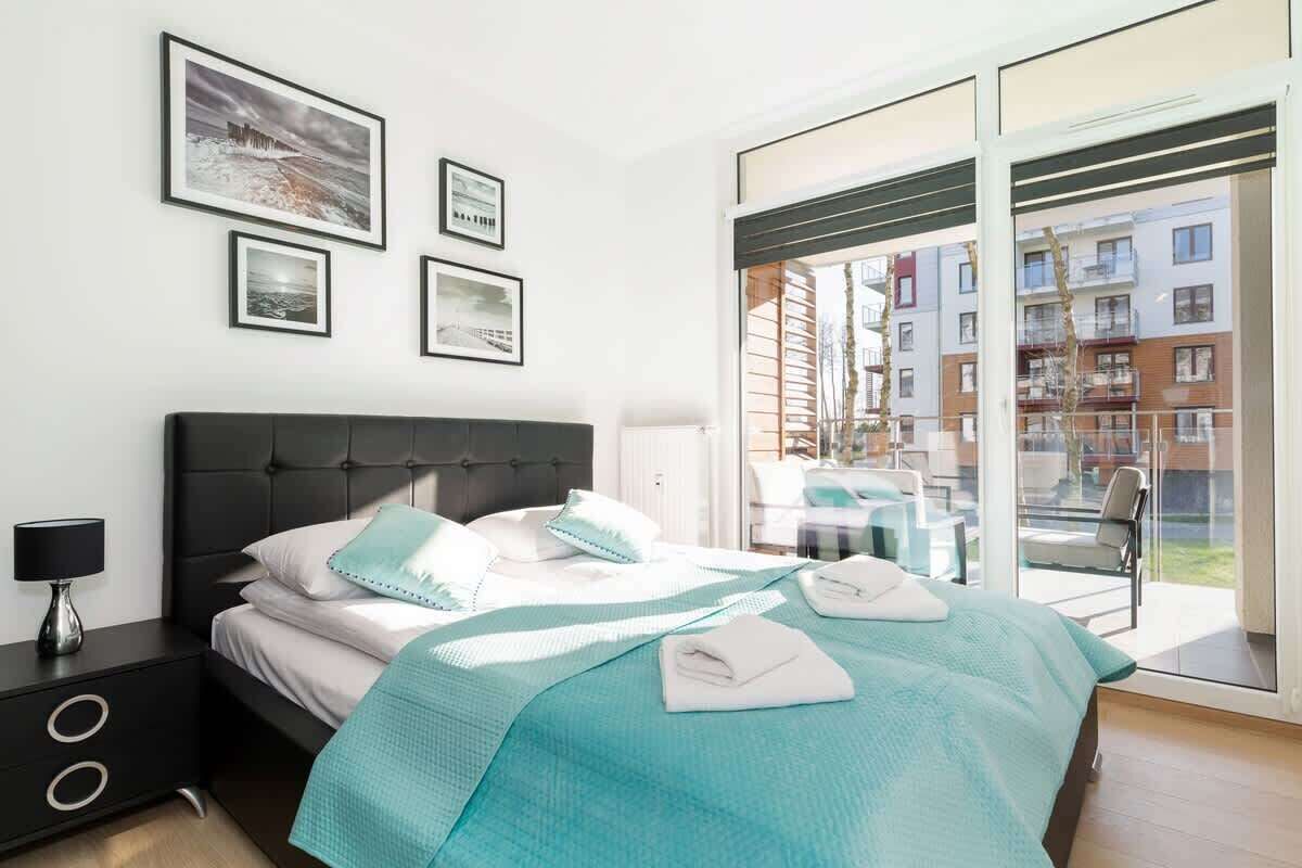 2 bedrooms, iron/ironing board, travel crib, WiFi