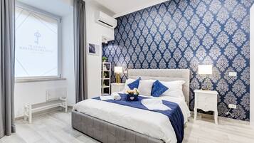 Deluxe Double Room | Premium bedding, down comforters, pillowtop beds, in-room safe