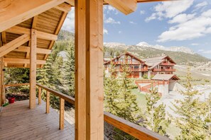 Property grounds - Chalet Cerf Blanc - 6 bedrooms - ideal 10 to 16 people - skilockers on slopes (Montgenèvre)