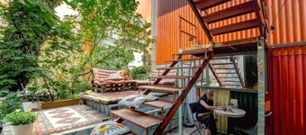 Yolohostel