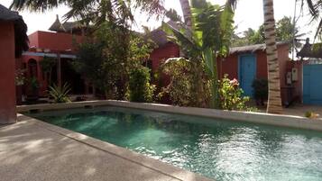 Outdoor pool, sun loungers