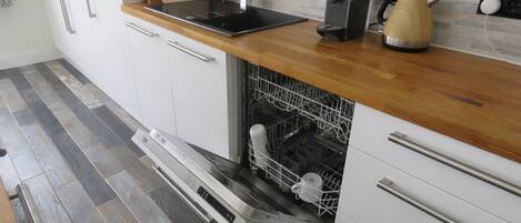 Fridge, microwave, oven, dishwasher