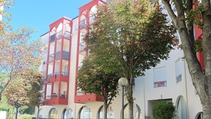 Uklassifisert bilde, 4 av 17, knapp