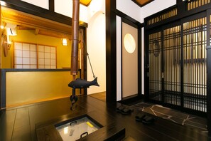 Nicht klassifiziertes Bild, 2 von 42, Schaltfläche