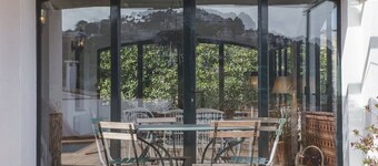 Family Villa - Pals with a private pool and panoramic sea views