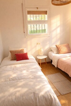 4 bedrooms, iron/ironing board, travel crib, free WiFi