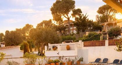 Family Villa - Pals with a private pool and panoramic sea views