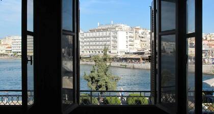 Wohnung mit Blick auf die alte BrĂŒcke.