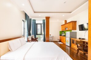 Standard Apartment, Garden View | Living area - Sunny Hotel and Apartment (Ho Chi Minh City)