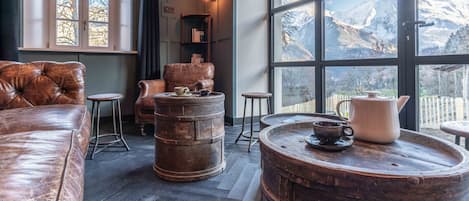 Fireplace, ping pong, books