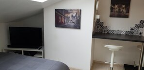 1 Schlafzimmer, Zimmersafe, Bügeleisen/Bügelbrett, WLAN