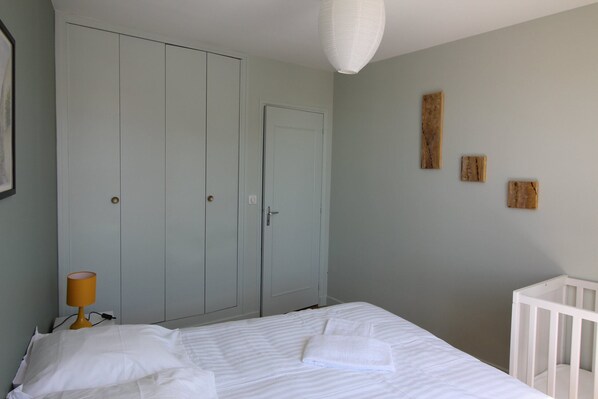 3 dormitorios, wifi gratis, ropa de cama