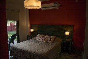 Cortinas blackout, camas plegables/adicionales y wifi gratis 