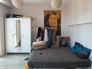 2 slaapkamers, een strijkplank/strijkijzer, wifi
