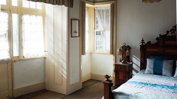 6 Schlafzimmer, BĂŒgeleisen/BĂŒgelbrett, kostenloses WLAN, BettwĂ€sche