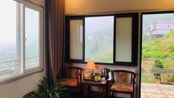 Bàn, truy cập Internet không dây miễn phí